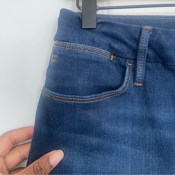 Frame Denim Le Easy Flare in Kettering - Picture 9 of 13